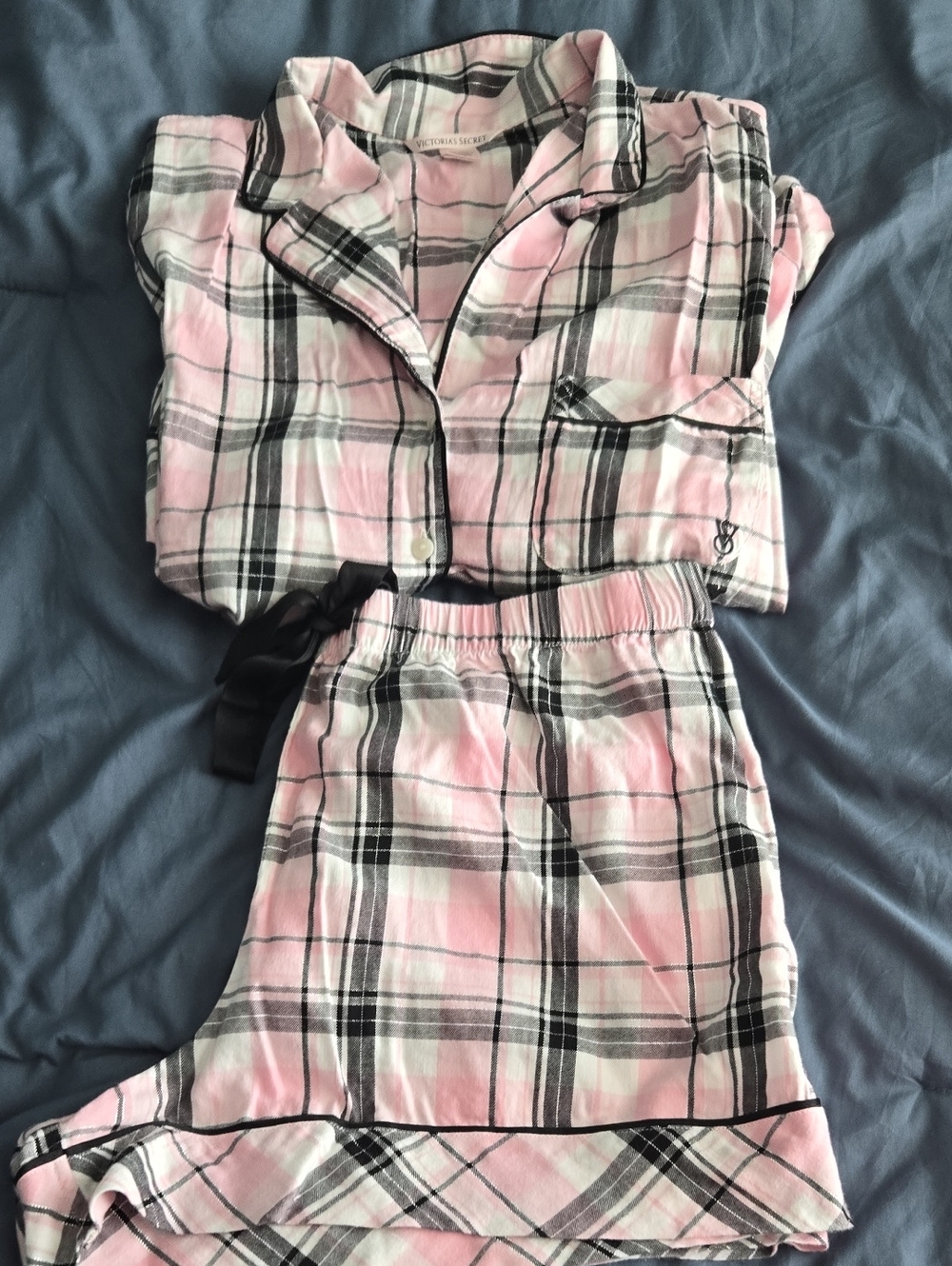 Victoria's Secret Pink Black and White Plaid Pajama Set